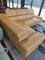 Ecksofa Milano II – Modernes Ecksofa mit verstellbaren Kopfstützen und hohen Metallfüßen, Links, Echtleder - Gelb