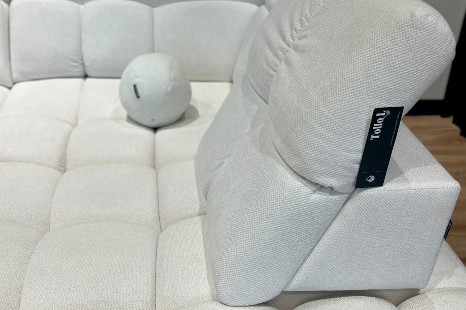 Ecksofa Tollo L – modernes Sofa mit Schlaffunktion & Stauraum